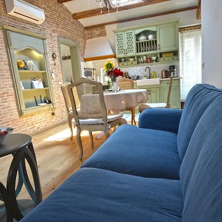 Arnolongo B4 Sea View Gasthuis 4*