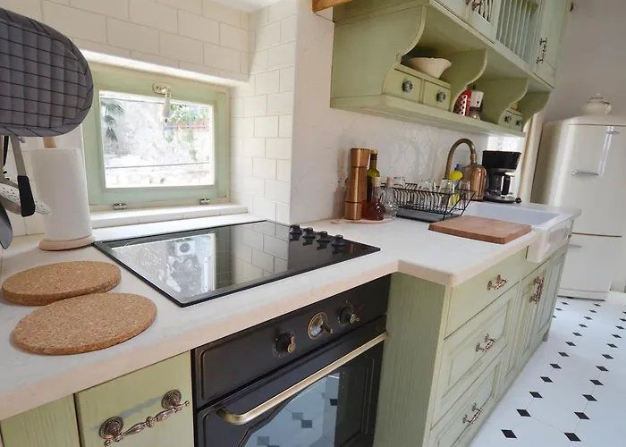 Arnolongo B4 Sea View Gasthuis 4*