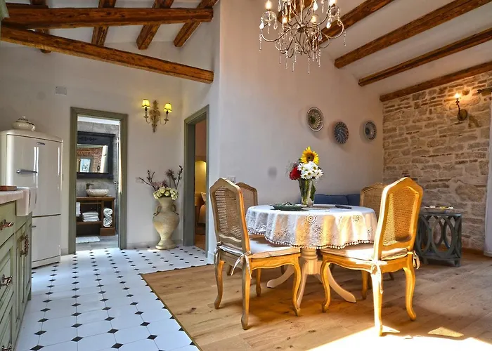 Gasthuis Arnolongo B4 Sea View 4*