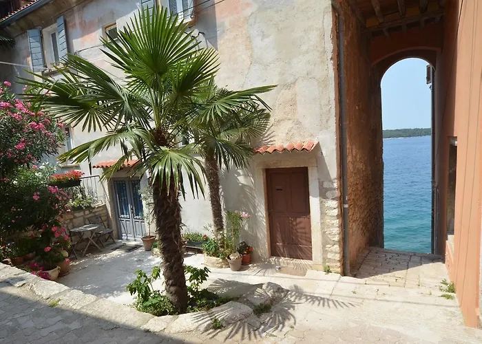 Gostinjska kuća Arnolongo B4 Sea View Rovinj